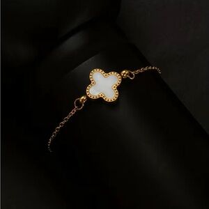 18K Gold Plated Black & White Clover Bracelet Stainless Steel Nice Gift For Her